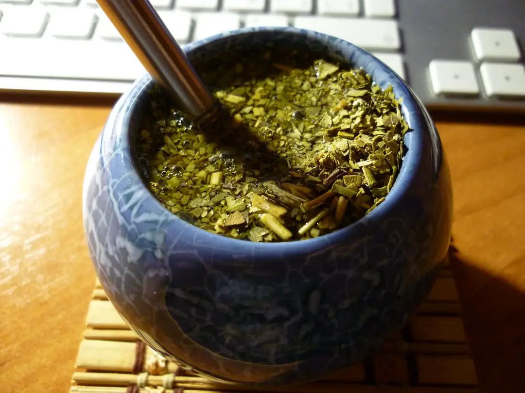 mate, - Mate y salud: efectos positivos y potenciales riesgos: ¡Descubre los increíbles beneficios del mate para tu salud y los posibles riesgos que debes conocer!